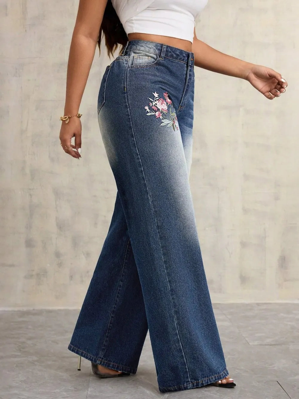 Delphine embroidered wide-leg jeans in blue denim with functional pockets, no stretch