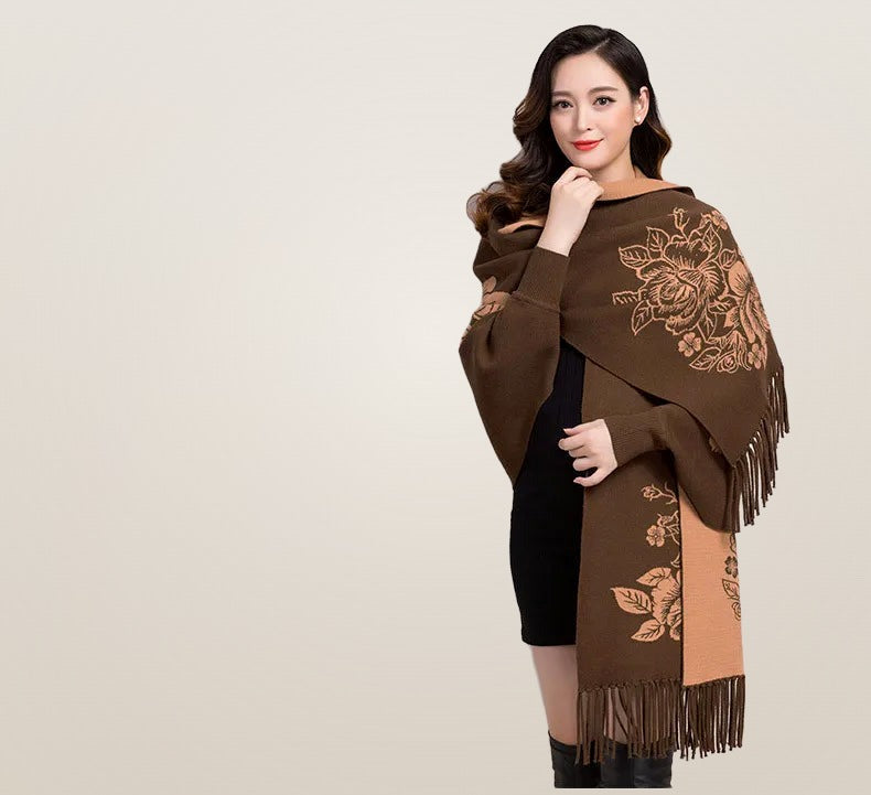 Isabeau poncho in brown floral knit